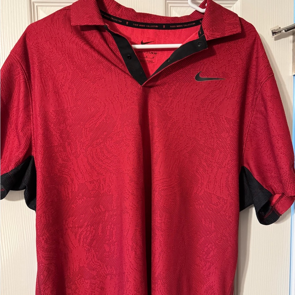 Nike Men's Tiger Woods Golf Polo